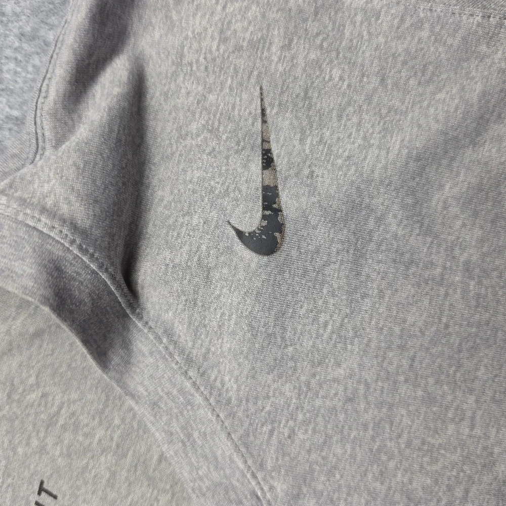 Nike Dri-Fit Tee Shirt Mens S Small Gray Short Sleeve Crew Neck Black Logo